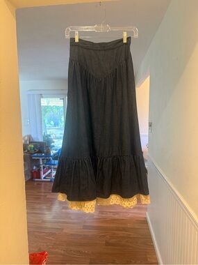 VINTAGE Jessica Gunnies (Gunne Sax/Jessica McClintock denim skirt